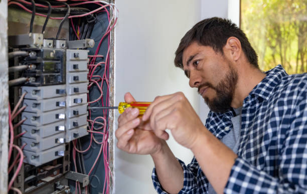 Best Electrical Repair Services  in Burlington, IA